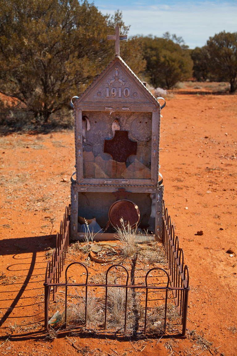 1910 Metal Grave Marker